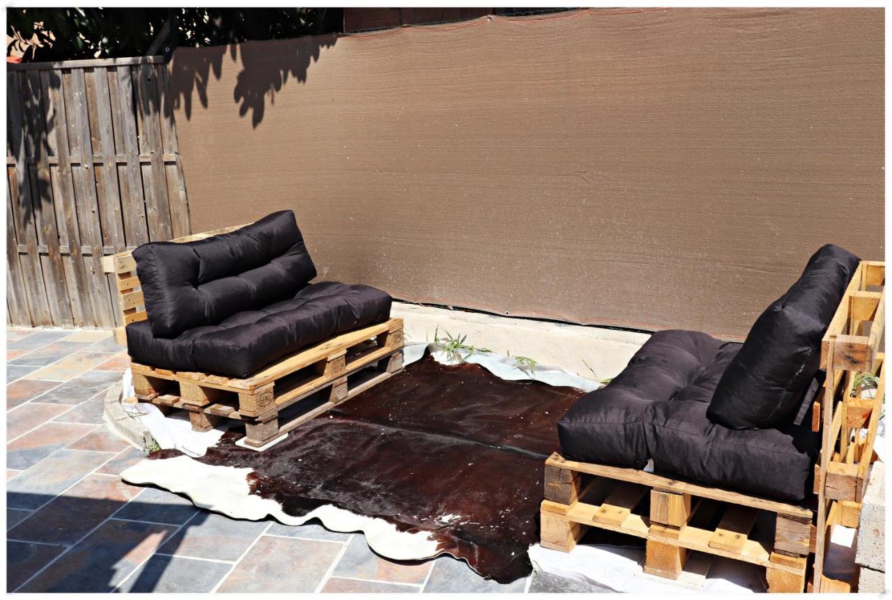 Superbe Glamping Avec Terrasse Privative 5Min Mer 戛纳 外观 照片